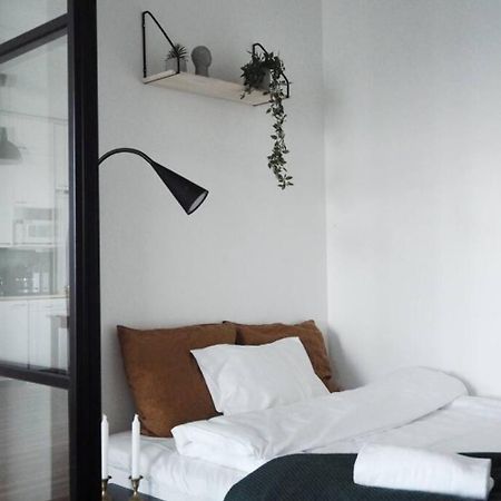 "Hatanpaeae" - Renovated 1Br Apartment In Historical Building & Central Location Tampere Exterior photo